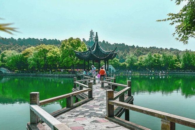 Suzhou Eco Village Private Day Tour with Lunch and Hot Spring Spa - Discovering Suzhou’s Green and Historic Charm