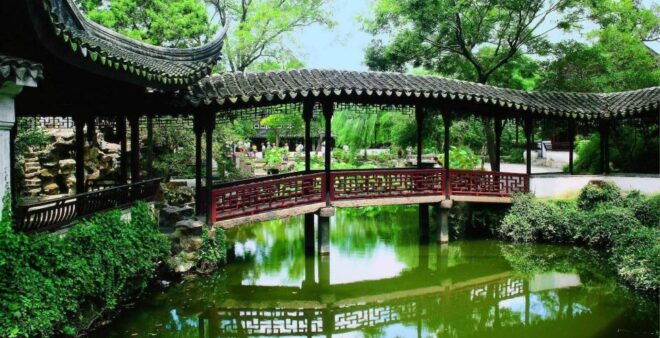 Suzhou: Gardens and Tongli or Zhouzhuang Water Town - Inclusions