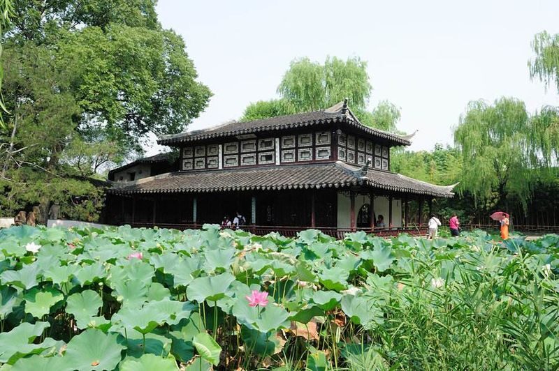 Suzhou Humble Administrators Garden + Zhouzhuang Water Town + Hanshan Temple + Tiger Hill 1-Day Tour - Hanshan Temple and Fengqiao: a literary pairing