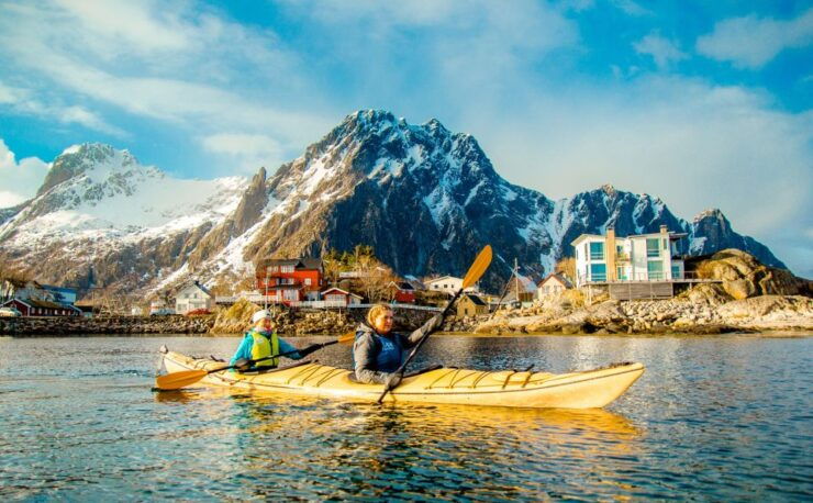 Svolvaer: 2-Hour Winter Kayaking Adventure - Activity Details