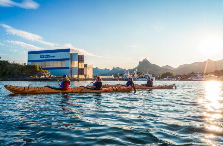 Svolvær: Evening Kayaking Adventure - Booking Information