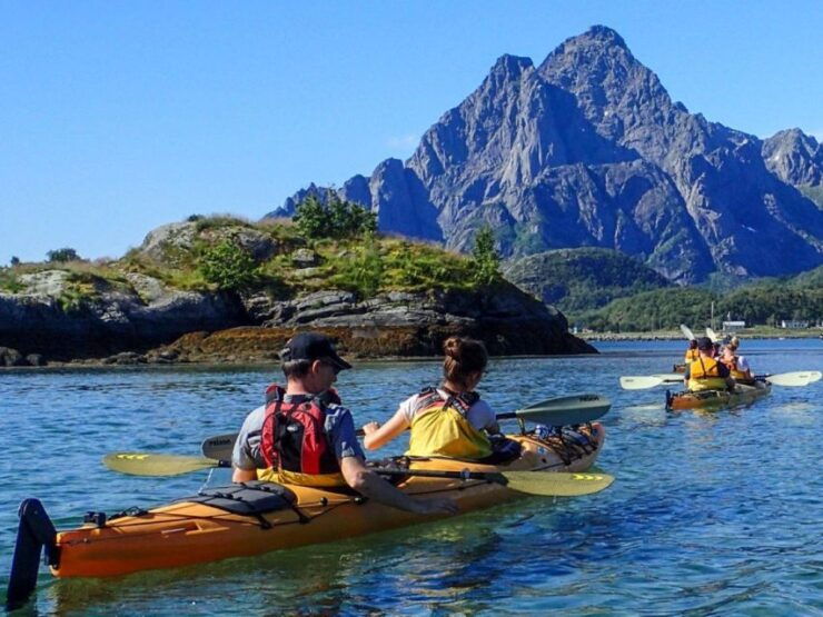 Svolvaer: Sea Kayaking Experience - Experience Highlights