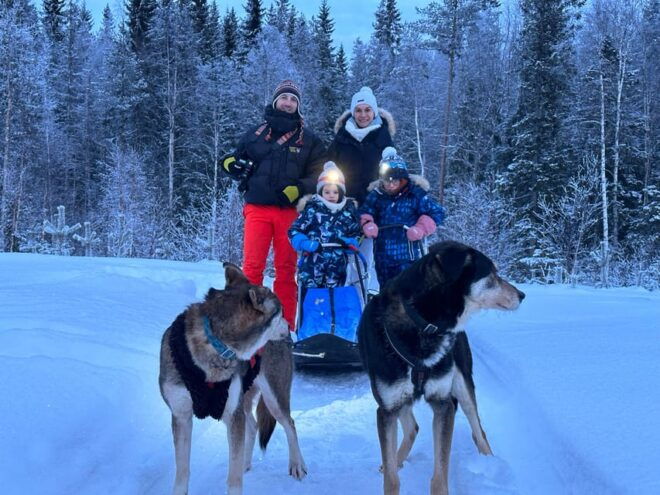 Swedish Lapland : Sled Dog and Reindeer Farm With the Family - Transportation Arrangements