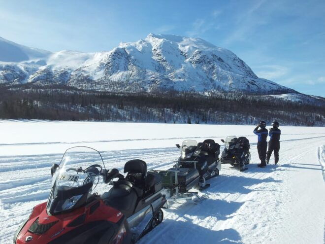Swedish Lapland: Snowmobile Safari - Vehicle Technology and Driving