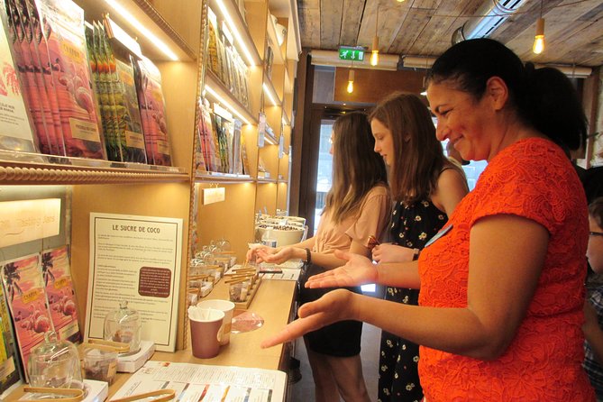 Sweet & Chocolate Family Treasure Hunt in Paris - Tour Overview