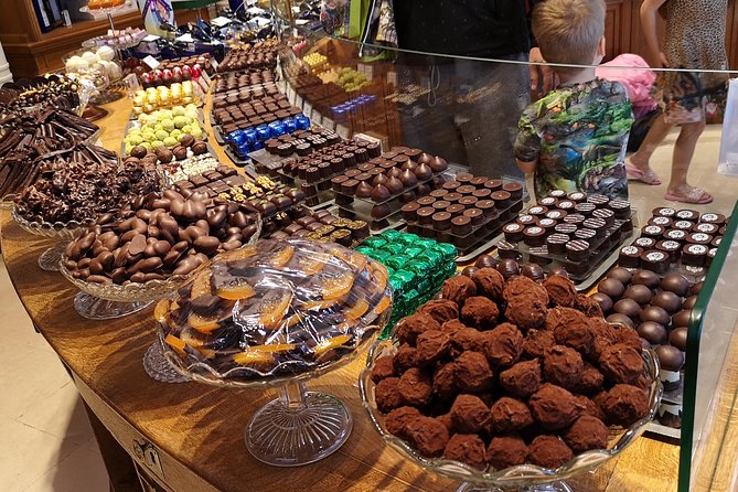 Sweet & Chocolate Family Treasure Hunt in Paris - Tour Details