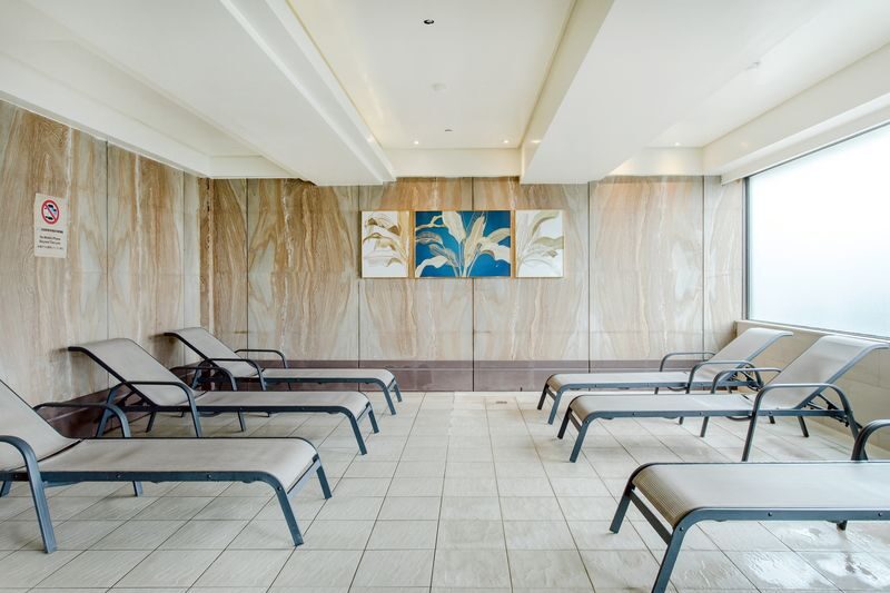 SweetMe Hot Spring Resort Beitou in Taipei - Moving through the pools, sauna, and changing area