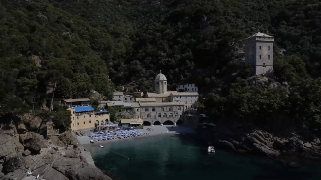 Swimming Cetacea Private Tour Boat Genova Portofino - Boat Amenities