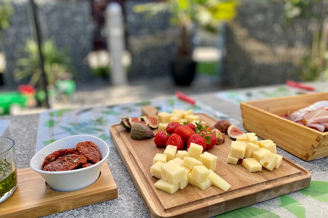 Swiss Farm & Appenzell Luxury Private Tour From Zurich - Common Questions
