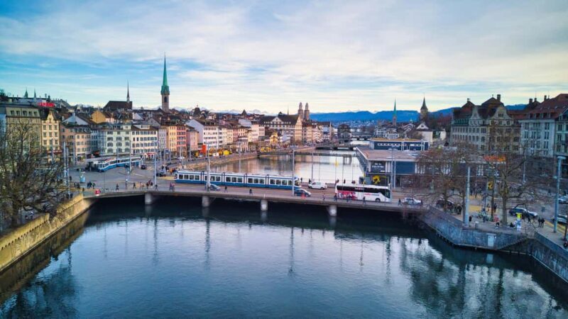 Switzerland: Personalized Tour with Geography Expert - Exploring Switzerland with a Personal Touch