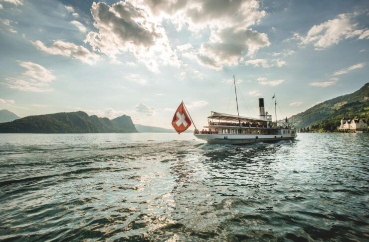 Switzerland: Tell Pass in 2nd Class (Winter) - Experience Highlights