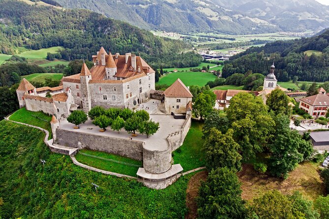 Switzerland Wonderland I 9-Day Guided Tour With Accommodation in Switzerland - The Sum Up