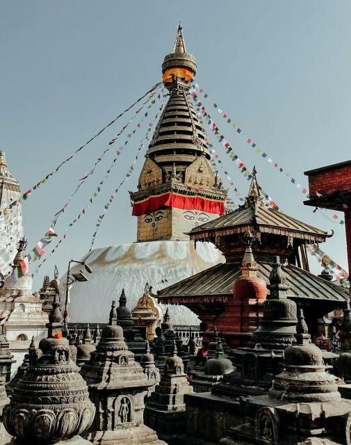 Swyambhunath Tour With Nagarjun Hill Day Hike - Experience at Swayambhunath