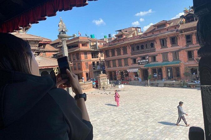 Syambhunath and Baudhdhanath Tour with Guide - FAQ