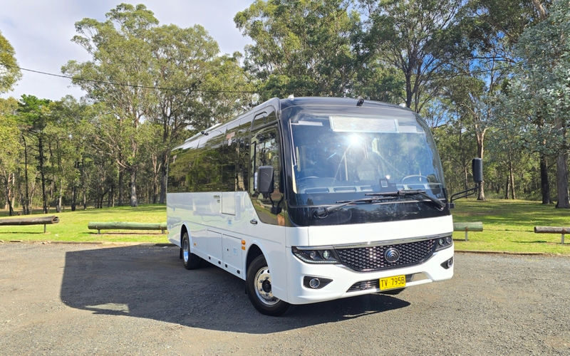 Sydney Blue Mountains Full-Day Small Group Waterfall Tour - The guides make the long day