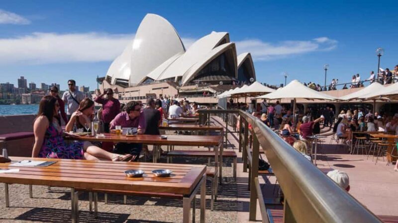 Sydney: City Hike with Opera Bar Lunch - Good To Know