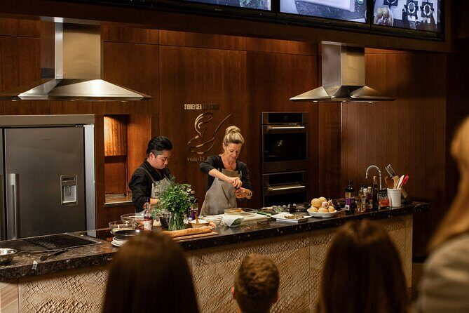 Sydney Fish Market: Singapore Chilli Mud Crab Cooking Class - Introducing the Singapore Chilli Mud Crab Cooking Class at Sydney Fish Market