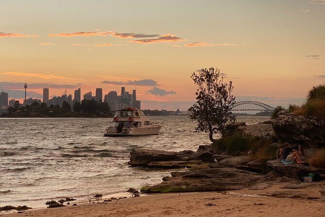 Sydney: Golden Hour City Escape with Sunset, Picnic and Photos - An Overview of the Experience