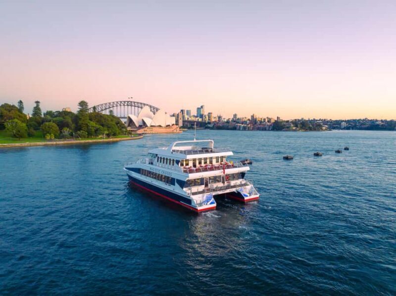 Sydney Harbour Sightseeing Cruise with Live Commentary - An In-Depth Look at the Sydney Harbour Sightseeing Cruise
