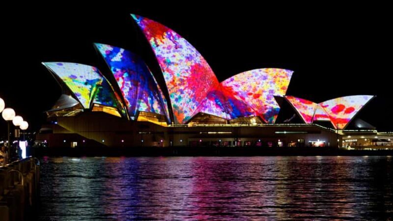 Sydney Harbour: Tall Ship Vivid Dinner Cruise - The Visual Spectacle of Vivid Sydney