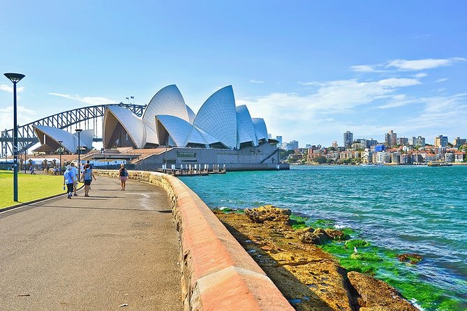 Sydney Highlights and Beaches Full Day Private Tour - Exploring Sydneys Beaches