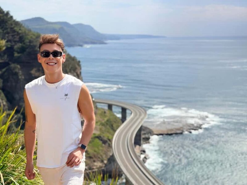 Sydney: Jervis Bay & South Coast Small Group Wild Kangaroos - A Genuine Look at the Jervis Bay & South Coast Tour