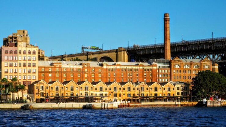 Sydney: Quay People, Sydney Harbour Walking Tour - Experience Sydneys Iconic Landmarks