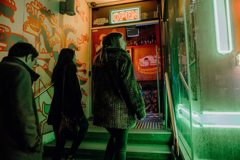 Sydney Secret Bars & Stories Nightlife Tour - A guided route into Sydney’s smaller bars