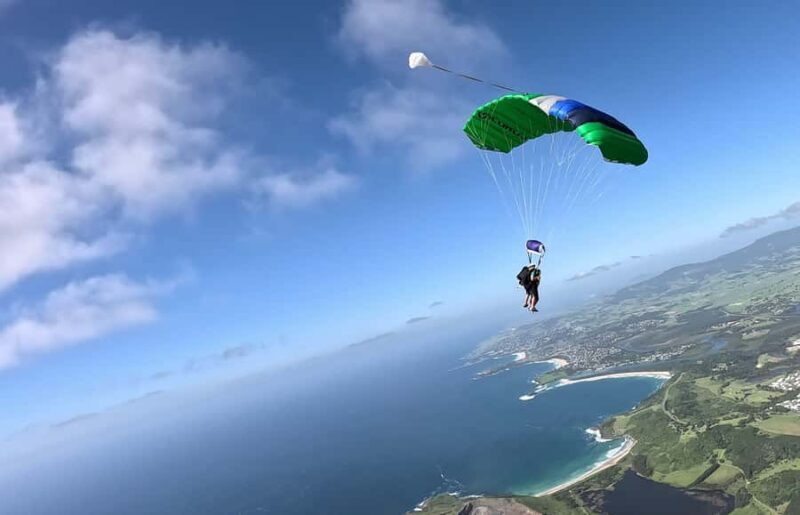 Sydney, Shellharbour: 15,000ft Tandem Beach Skydive - Why We Think It’s Worth It