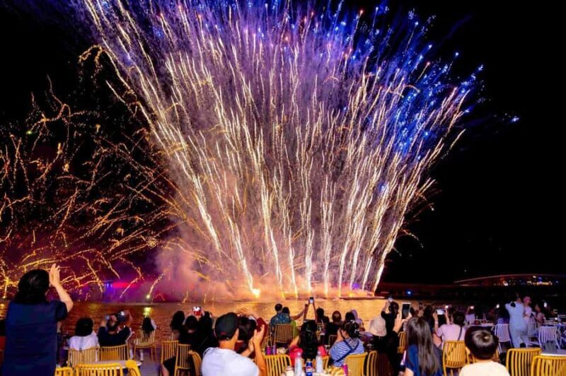 Symphony of the sea show with snack on the beach - Good To Know