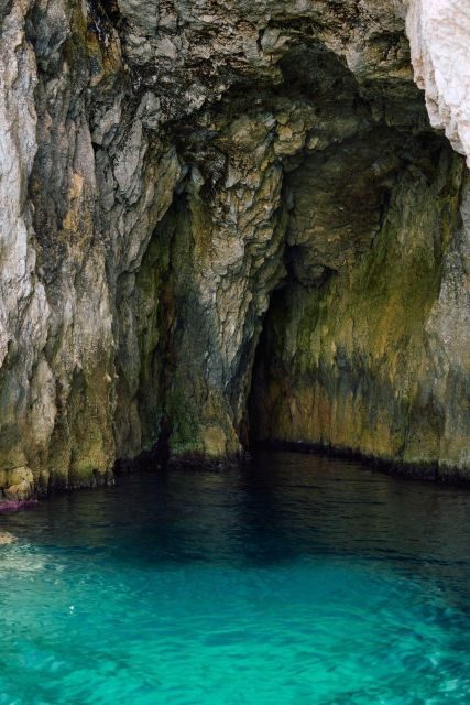 Syracuse: Boat tour with aperitif - Good To Know