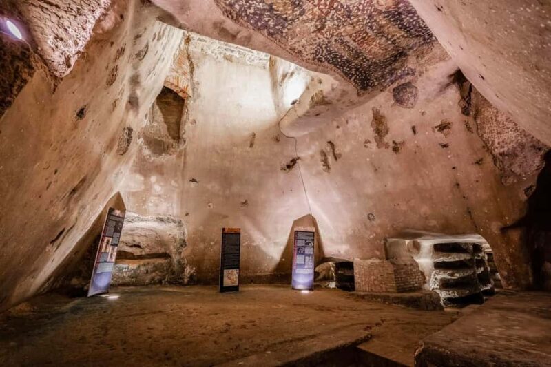 Syracuse: Entry ticket and guided tour of the Catacombs of Saint Lucia - Setting the Scene: An Underground Journey into Syracuse’s Faith
