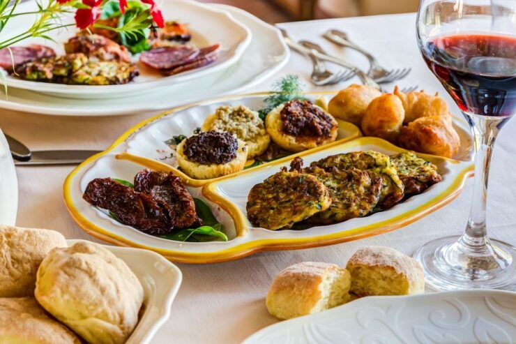 Syracuse Food & Wine Walking Tour: Small Group - Tour Duration and Cancellation Policy