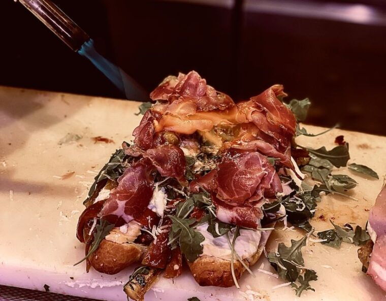 Syracuse: Guided Street Food Tour in Ortigia - Culinary Delights of Sicily