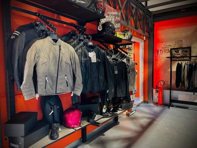 Syracuse: Harley Davidson Rental - Safety Restrictions