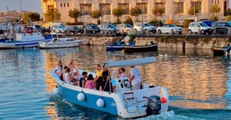 Syracuse: Island of Ortigia Boat Trip and Sea Caves - Experience Highlights