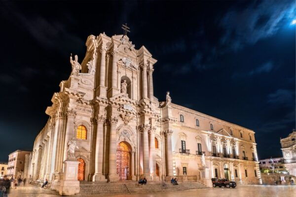Syracuse: Ortigia Highlights Scavenger Hunt and Walking Tour - Frequently Asked Questions