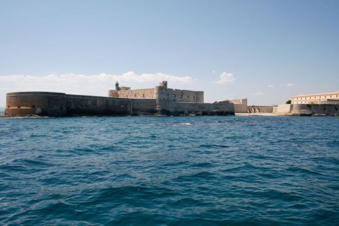 Syracuse: Ortigia Island Half-Day Boat Tour With Aperitif - Directions
