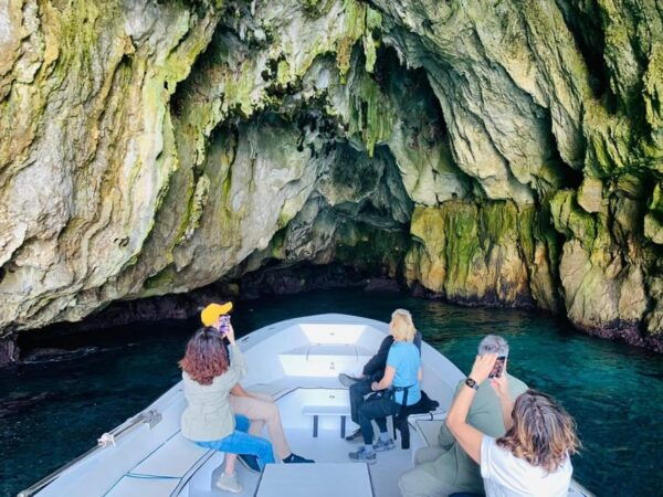 Syracuse: Private Boat Tour of Ortigia and Sea Caves - Customer Feedback