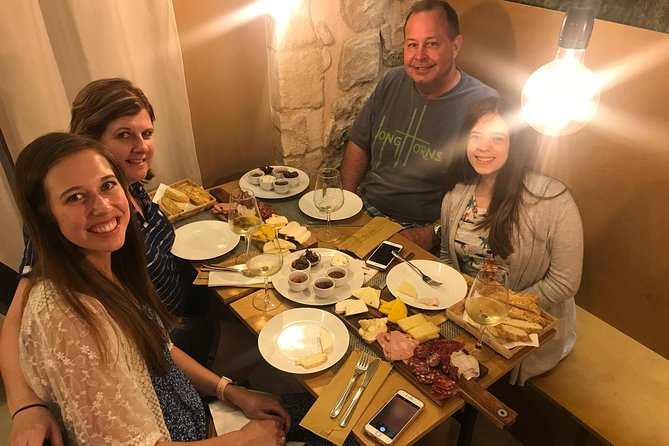 Syracuse Private Walking Tour With Option of Food and Wine Tasting - Tour Overview