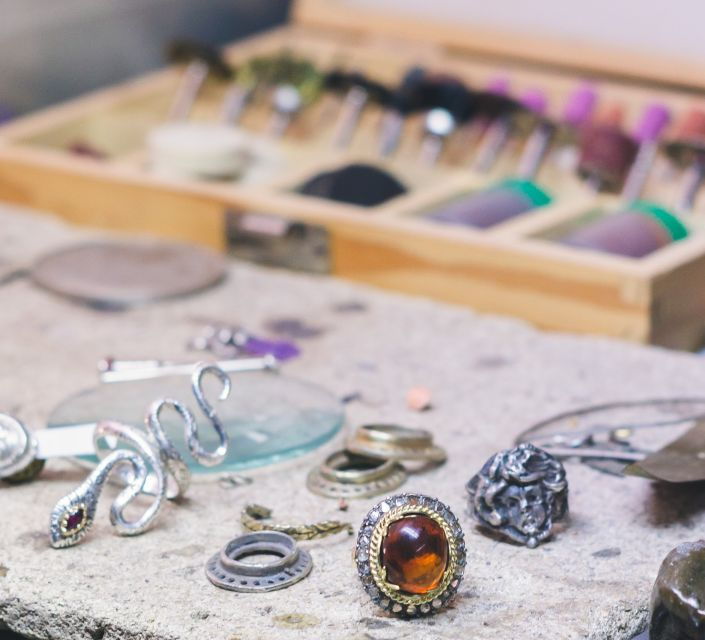 Syracuse: Tour Artisan Shops in the Old Town of Ortigia - Booking Details