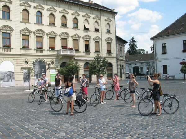Szentendre Bike & Boat Tour From Budapest Bike Breeze - What to Bring