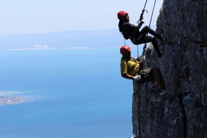 Table Mountain Abseil and Hike - Language and Guide