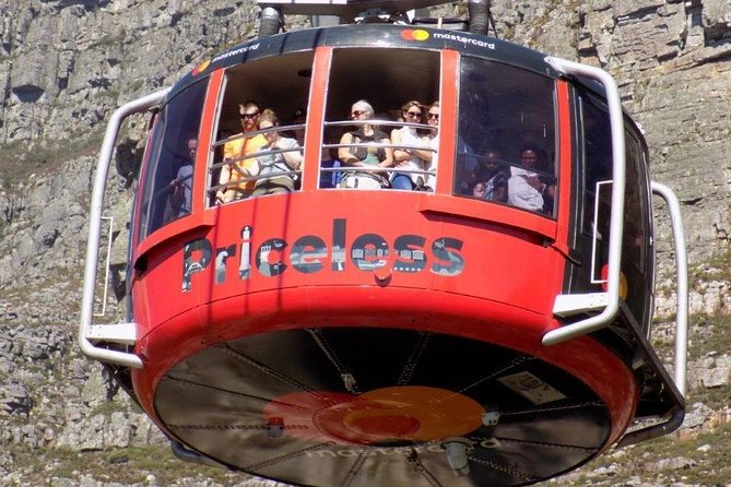 Table Mountain and Robben Island - Cable Car Ride to Table Mountain