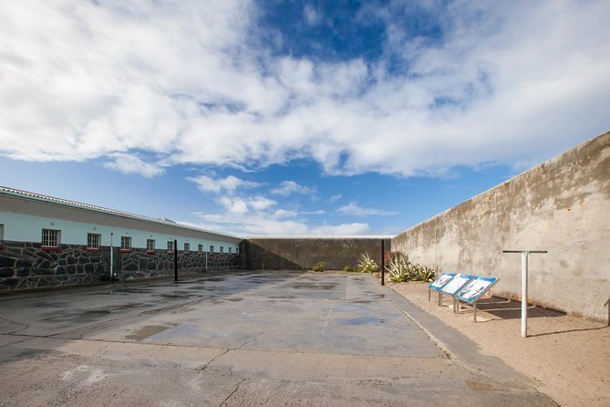 Table Mountain, City, Robben Island Incl TM Ticket/Robben Island Ticket - Common Questions