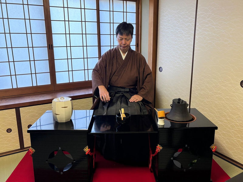 Table-Style Tea Ceremony Experience in Ninenzaka Kyoto - A quieter Kyoto experience just off Ninenzaka