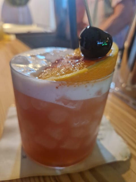 Table Zero: Cocktail Night in Style With Tapas Included - Tapas and Welcome Drink