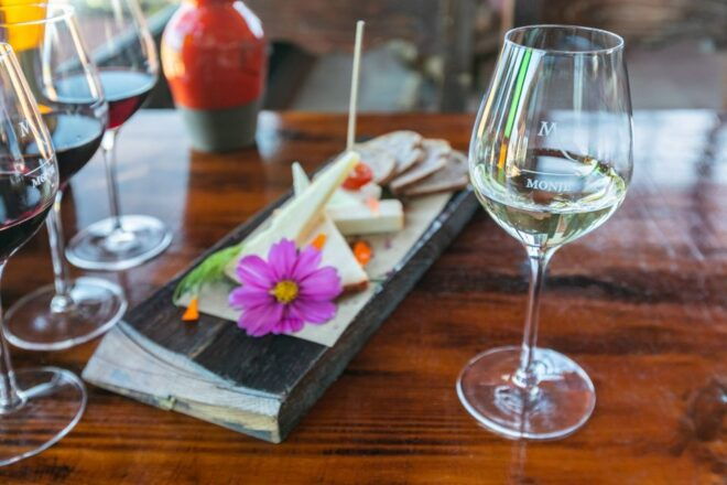 Tacoronte: Guided Winery Tour With Wine and Cheese Tastings - Review Feedback