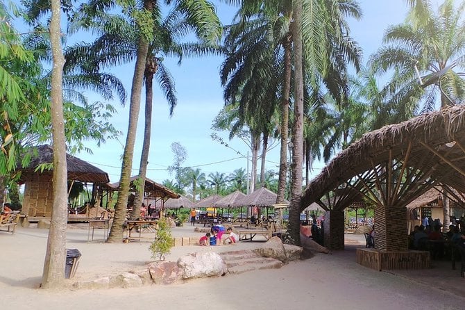 Tadom Hill Splashing Adventure Including Diving Platform & Tarzan Swing - Schedule Information