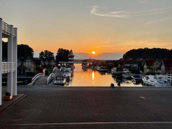 Tagestour: Private Wannsee Lake and Werder Yacht Cruise - Common Questions
